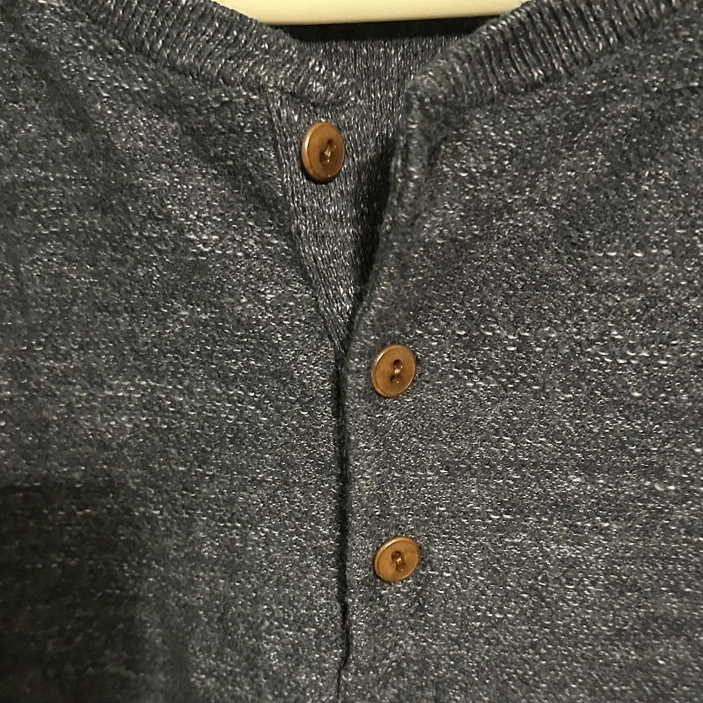 0245 J. Crew Dark Blue Long Sleeve Henley sweater size small men’s‎